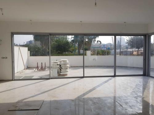 WhatsApp-Image-2025-03-26-at-17.49.57