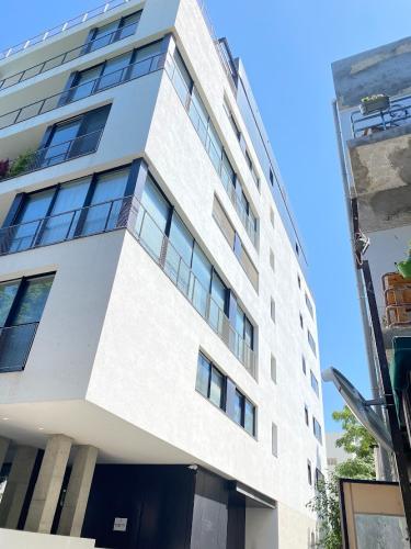 WhatsApp-Image-2025-03-26-at-17.50.00